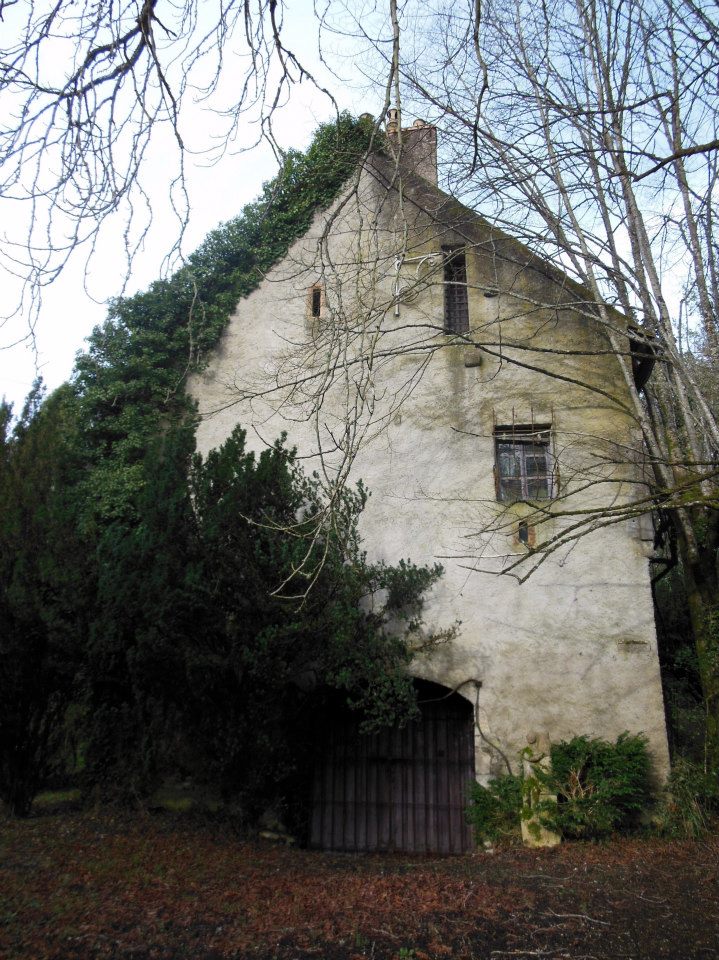 Borne-colonne N°4 de la forêt de Chaux à Éclans-Nenon